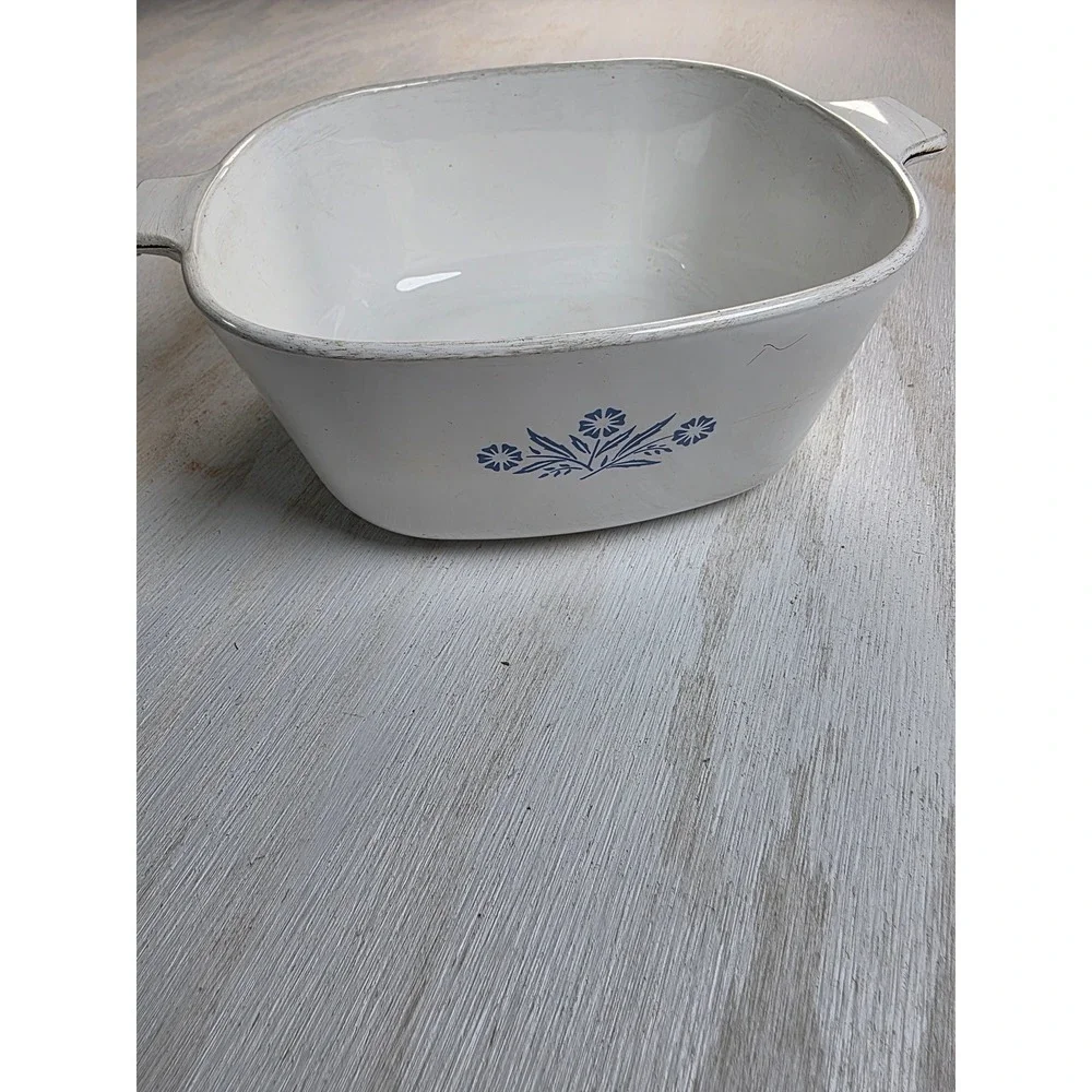 Vintage Corning Ware Cornflower Blue Casserole Dish 2.5 QT P-2 1/2-B Made in USA